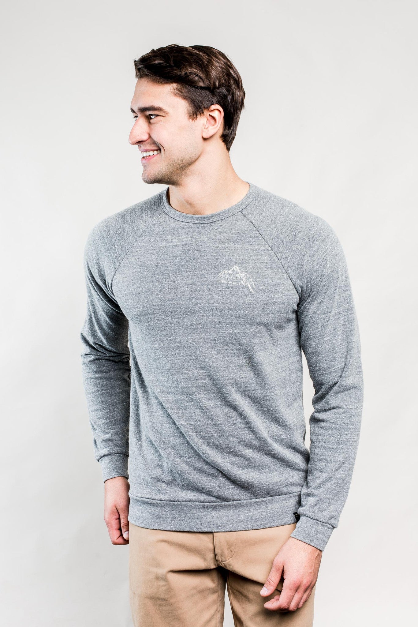 Adventure Mobile Terry Pullover